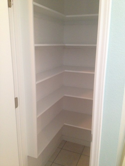 2014-03-06 (1) bathroom closet done